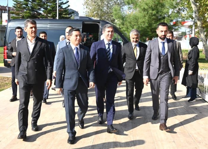 AK Parti Genel Başkan Yardımcısı Sırakaya’dan, Başkan Tütüncü’ye ziyaret