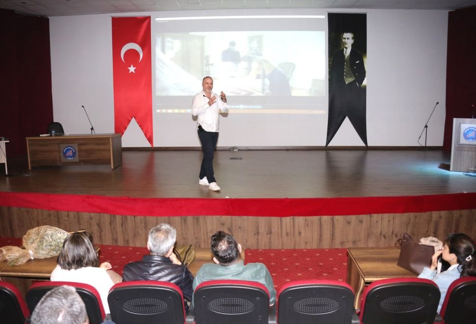 Aile Eğitimi Semineri düzenlendi