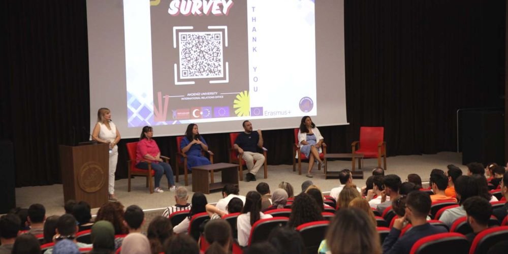 Öğrencilere Erasmus bilgilendirmesi yapıldı