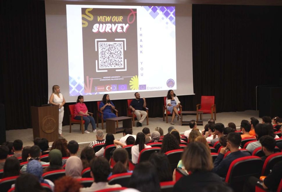 Öğrencilere Erasmus bilgilendirmesi yapıldı