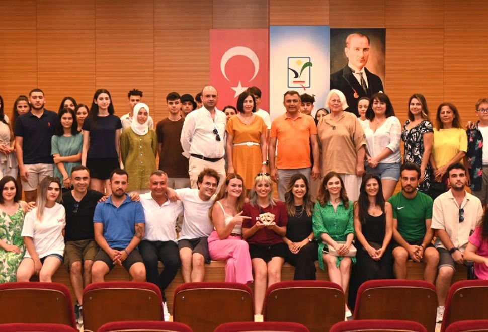 Başkan Kara’dan Kent Tiyatrosu Müjdesi