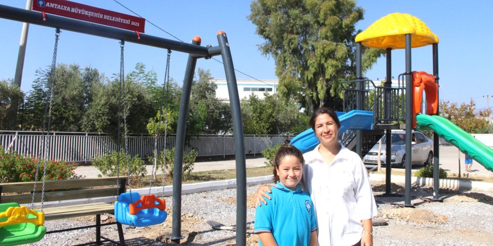 Manavgat Çeltikçi Mahalle İlkokulu  Bahçesine Oyun Grupları Kuruldu
