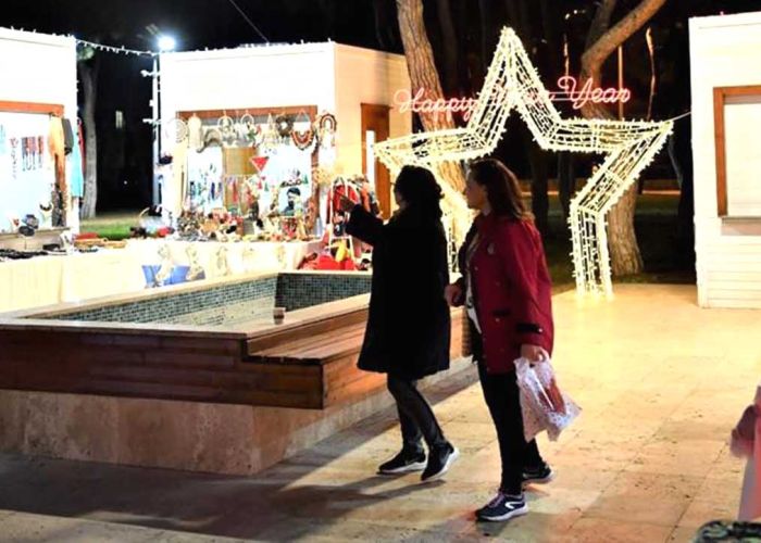 Konyaaltı Belediyesinden yılbaşı çarşısı 