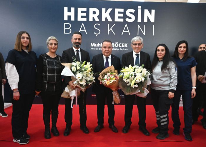 Büyükşehir Belediyesi'nde işçilere yüzde 80 zam 