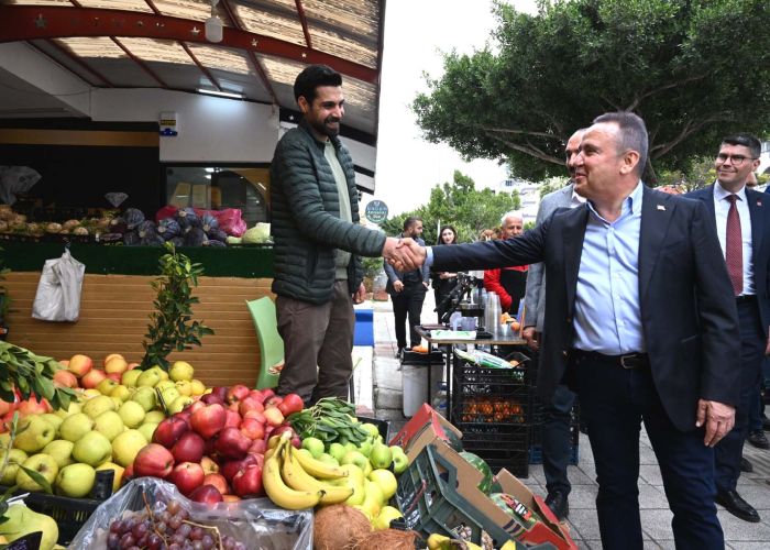 Başkan Böcek’e Konyaaltı’nda yoğun ilgi