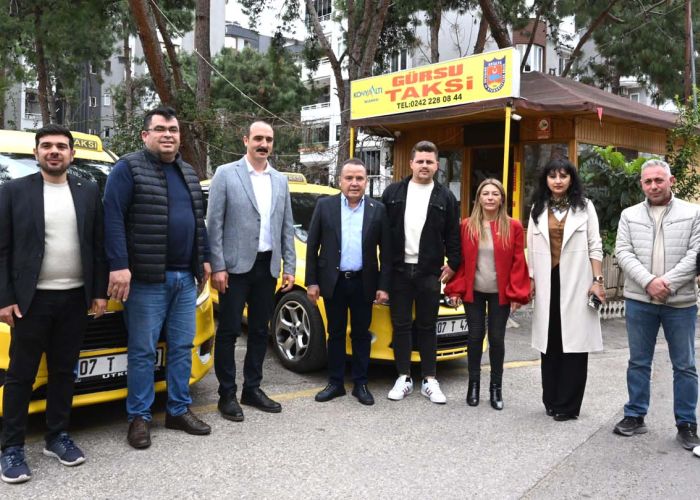 Başkan Böcek’e Konyaaltı’nda yoğun ilgi