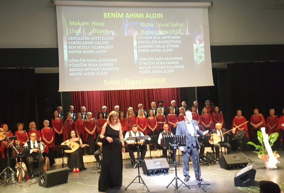 Antalya Çağdaş Türk Müziği Topluluğu’nun “Çerağ-ı Aşk” Konseri Büyüledi