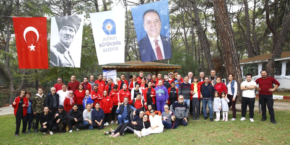 Büyükşehir Gençlik Kampı  özel misafirlerini ağırladı