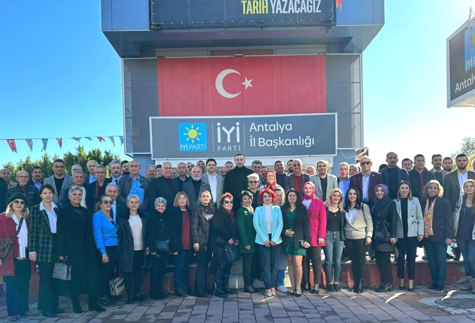 İYİ Parti Antalya Milletvekili Aykut Kaya;   “BÜTÜN SORUNLARIN FARKINDAYIZ, TAKİPÇİSİYİZ”