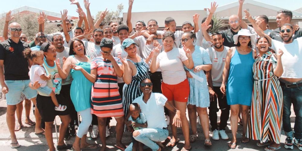 Antalyaspor Güney Afrikalı çocukların yanında