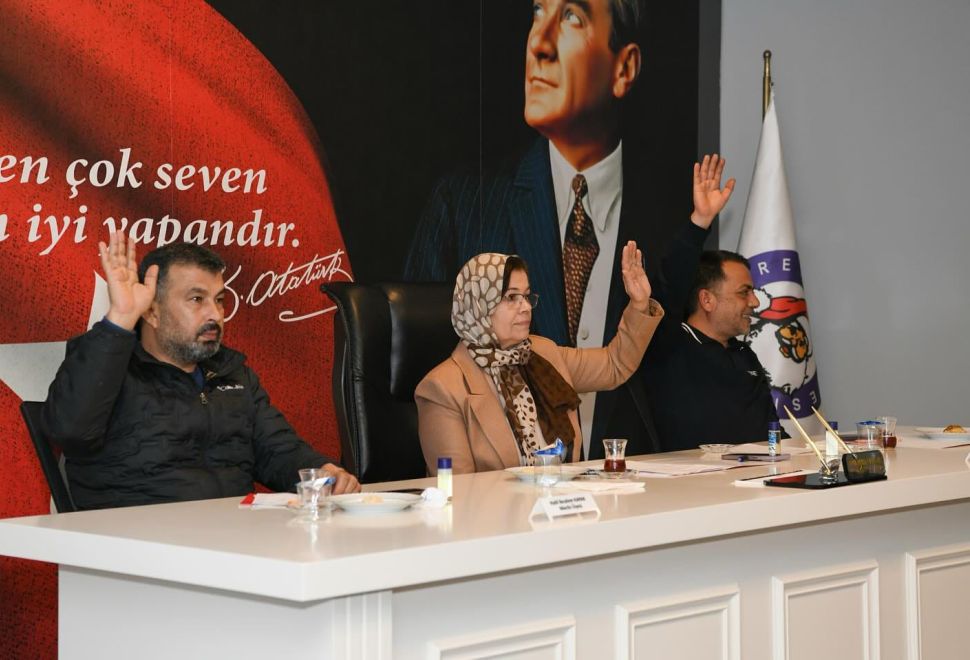 Demre Belediye Başkanı Gülsüm Cengiz:  “2500 yıllık tarihi tehlikeye atamayız”