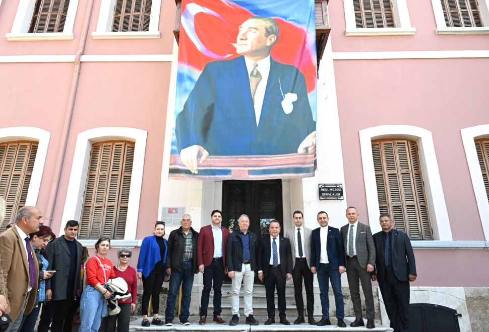 Atatürk Spor Salonu için Başkan Böcek’e teşekkür
