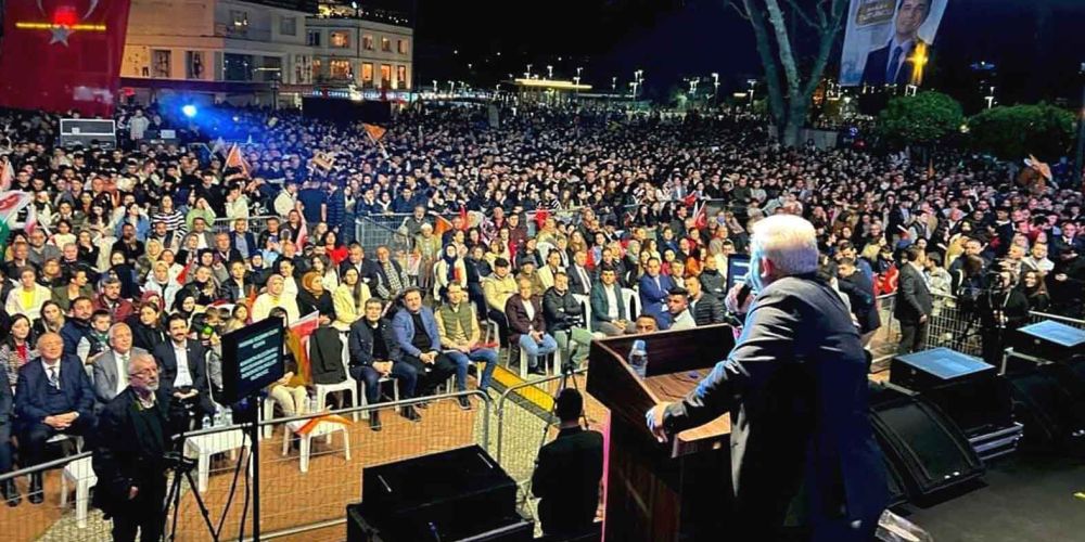 Okudan’dan Miting gibi Lansman