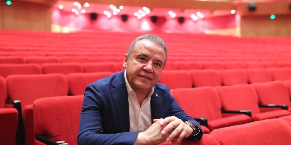 Böcek: “Antalya’ya Opera Binası Yapacağız”