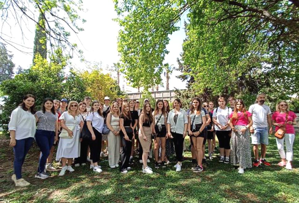 Polonyalı öğrenciler Muratpaşa’yı ziyaret etti