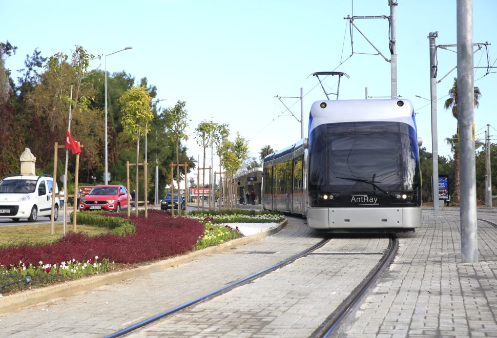 Toplu ulaşım araçları yarın ücretsiz