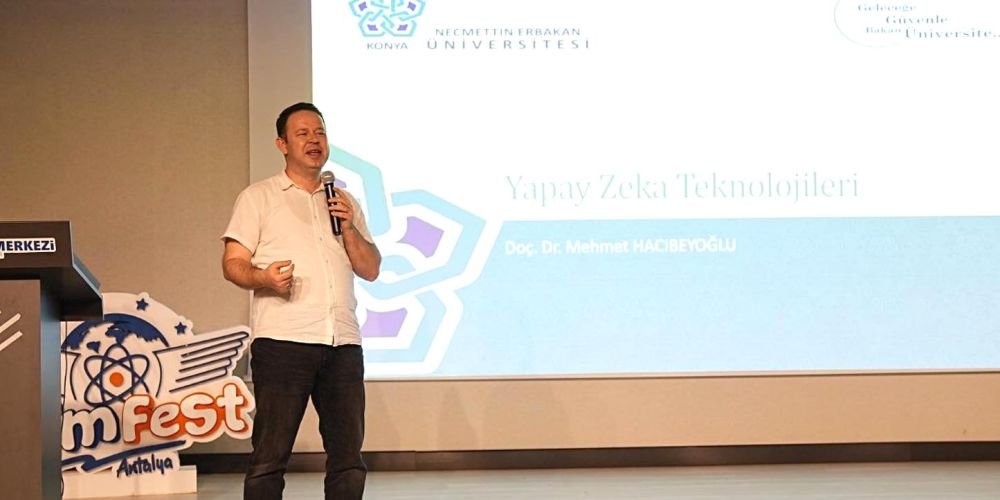 Hacıbeyoğlu , Ögrencilere Yapay Zeka Teknolojilerini anlattı