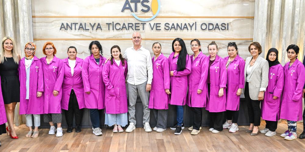 Sanayide Kadın Eli Projesinde Yüzde 100 Başarı