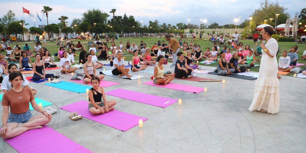 Gençler Yoga ile buluştu