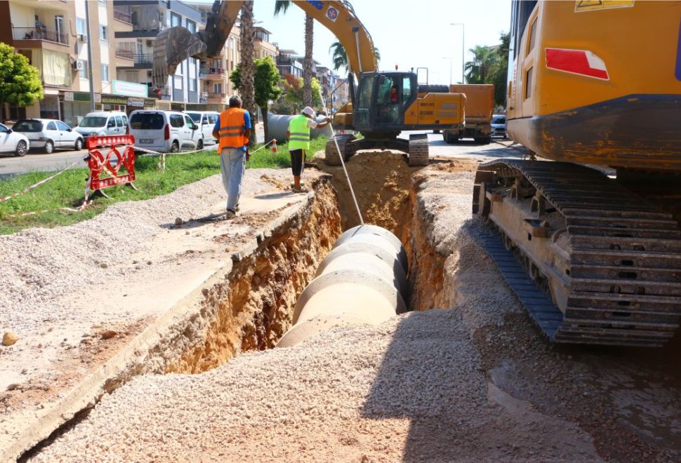 ASAT yağmur suyu drenaj hattı çalışmaları Kepez’de devam ediyor