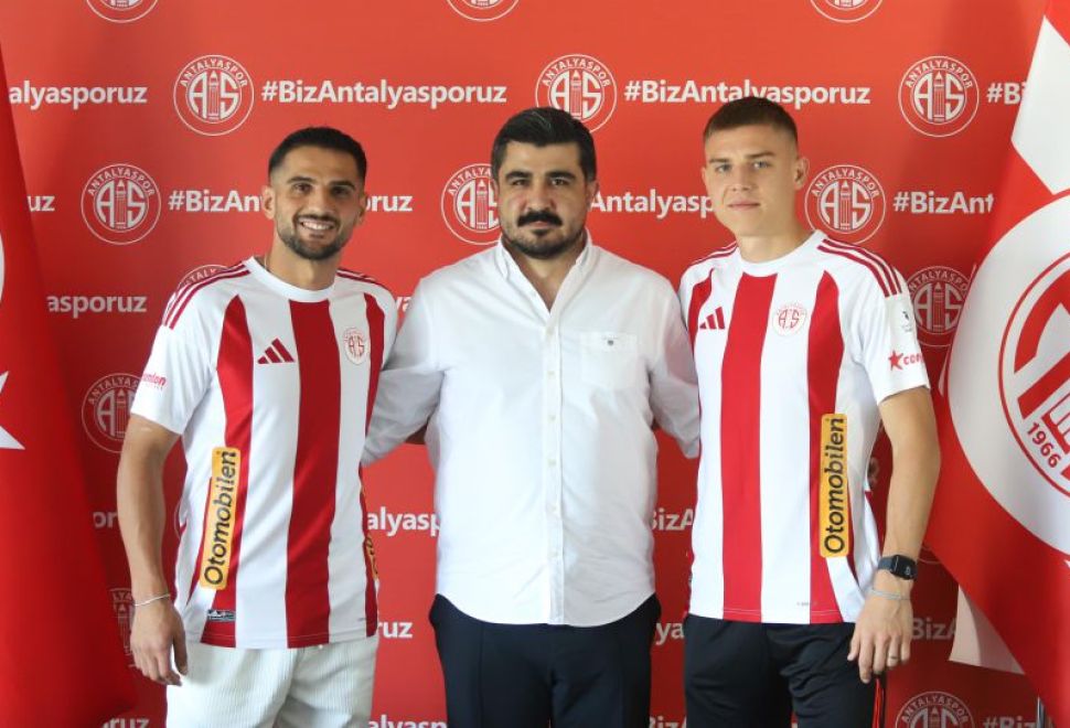 Petrusenko ve Abdurrahim Resmi İmzayı Attı