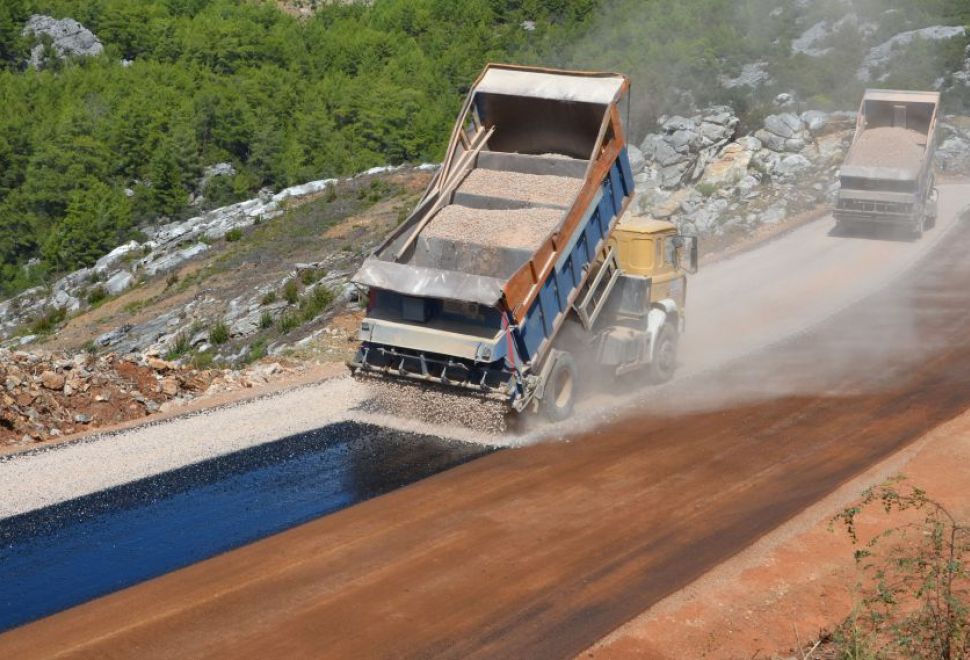 Alanya Dim grup yolu asfaltlandı 