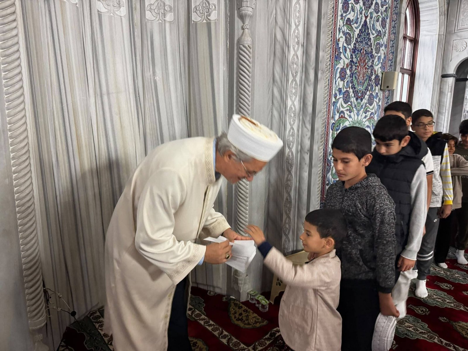 MANEVİ BULUŞMALARIN ADRESİ KÜLLİYE CAMİİ OLDU